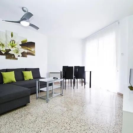 New Oksana Planetcostadorada Apartment Salou